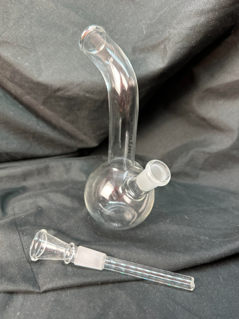 MINI BONGO - przenośna fajka wodna 18cm MINI BONGO - przenośna fajka wodna 18cm